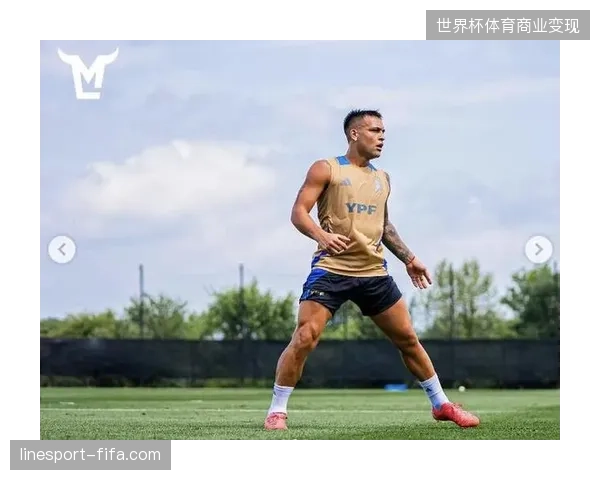 劳塔罗·马丁内斯凭借俱乐部高效的终结能力，对阿根廷队世界杯首发中锋位置发起强力冲击